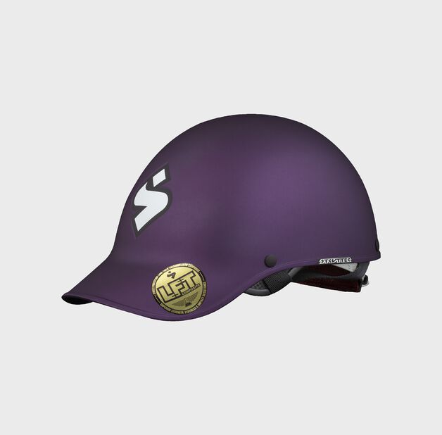 Strutter Helmet